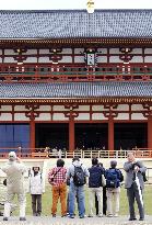 Rebuilt Nara imperial hall draws tourists