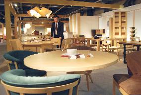 Japanese furniture makers target rich consumers in China