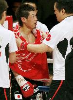 Montiel stops Hasegawa to seize WBC bantamweight crown