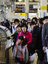 Exodus hits peak for Golden Week holidays