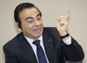 Ghosn discusses electric vehicle strategy