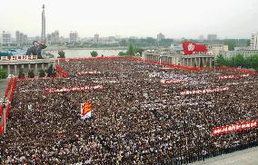 100,000 N. Koreans rally over ship sinking