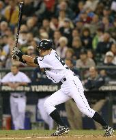 Seattle Mariners' Ichiro 3-5 against Minnesota Twins