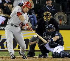 Matsui powers Angels past Mariners