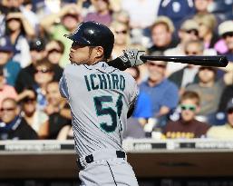 Seattle Mariners' Ichiro 3-for-5 against San Diego Padres