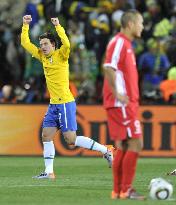 Brazil beat N. Korea 2-1 at World Cup Group G match