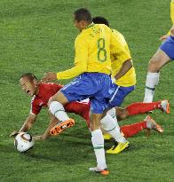 Brazil beat N. Korea 2-1 at World Cup Group G match