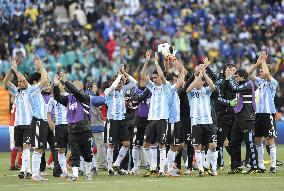 Argentina beat S. Korea 4-1 in World Cup Group B