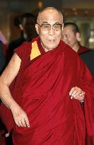 Dalai Lama arrives in Japan