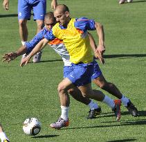 Netherlands practice before match with Japan