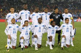 Spain beat Honduras 2-0 at World Cup