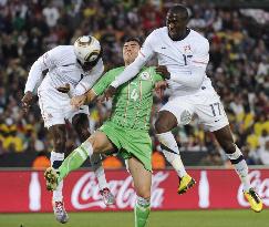 U.S. beat Algeria 1-0 to advance to World Cup 2nd round