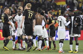 Germany beats Ghana, both teams goes through