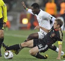 Germany beats Ghana, both teams goes through