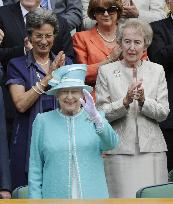 Queen Elizabeth visits Wimbledon