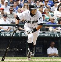 Mariners' Ichiro 2-for-5 against Cubs