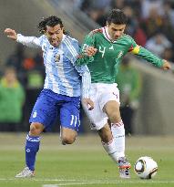 Argentina beat Mexico 3-1 to face Germany in quarters