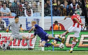 Japan vs Paraguay in World Cup 2nd round