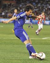 Paraguay beat Japan to go to World Cup q'finals