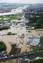 Downpour causes flood