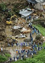 Heavy rain causes havoc in Japan