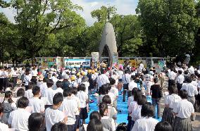 Hiroshima students call for peace at Children's Peace Monument