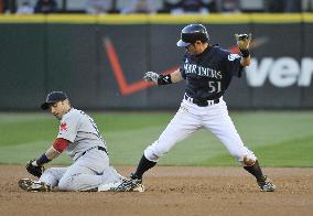 Ichiro plays against Boston