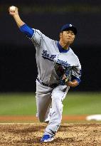 Kuroda takes loss as Dodgers fall to Padres