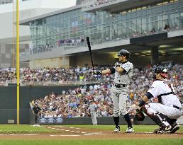 Ichiro 1-for-5 against Twins