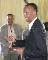 Rwandan President Kagame casts vote