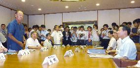 Gaps remain between gov't and Okinawa over Futenma relocation