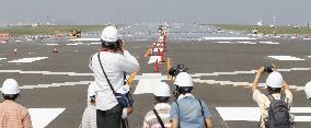 Haneda airport's 4th runway