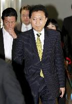 Ex-PM Hatoyama returns from Russia