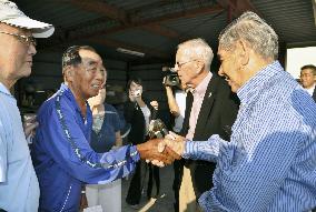 U.S. ex-POWs meet ex-Japanese soldier