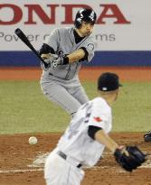 Ichiro 3 hits shy of 200 mark