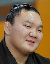 Hakuho a day after winning autumn sumo tourney