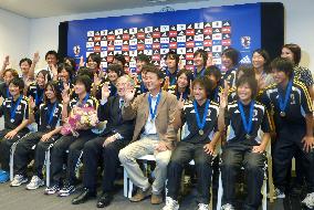 Japanese women's Under-17 soccer team returns