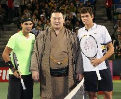 Nadal breezes into Japan Open q'finals