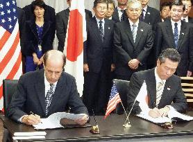 Japan, U.S. ink 'open skies' accord
