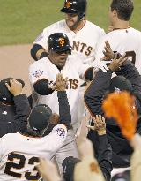 Giants take Game 1 of World Series