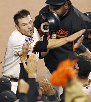 Giants take Game 1 of World Series