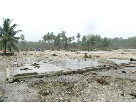 Tsunami wipes out Indonesian village