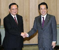 Japan-China advisory panel recommends frequent summit