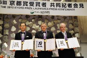 3 men receive Kyoto Prize