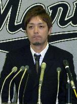 Lotte's Kobayashi declares free agency to play in MLB