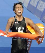 Hosoda wins gold in men's triathlon