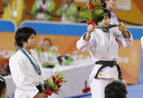 China's Wu wins 48-kg title