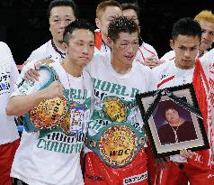 Hasegawa wins WBC featherweight title