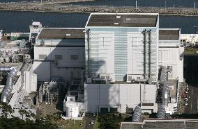 Longest operation eyed at Japan nuclear plant