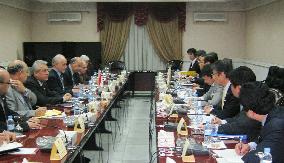 Japan, Iraq discuss oil field